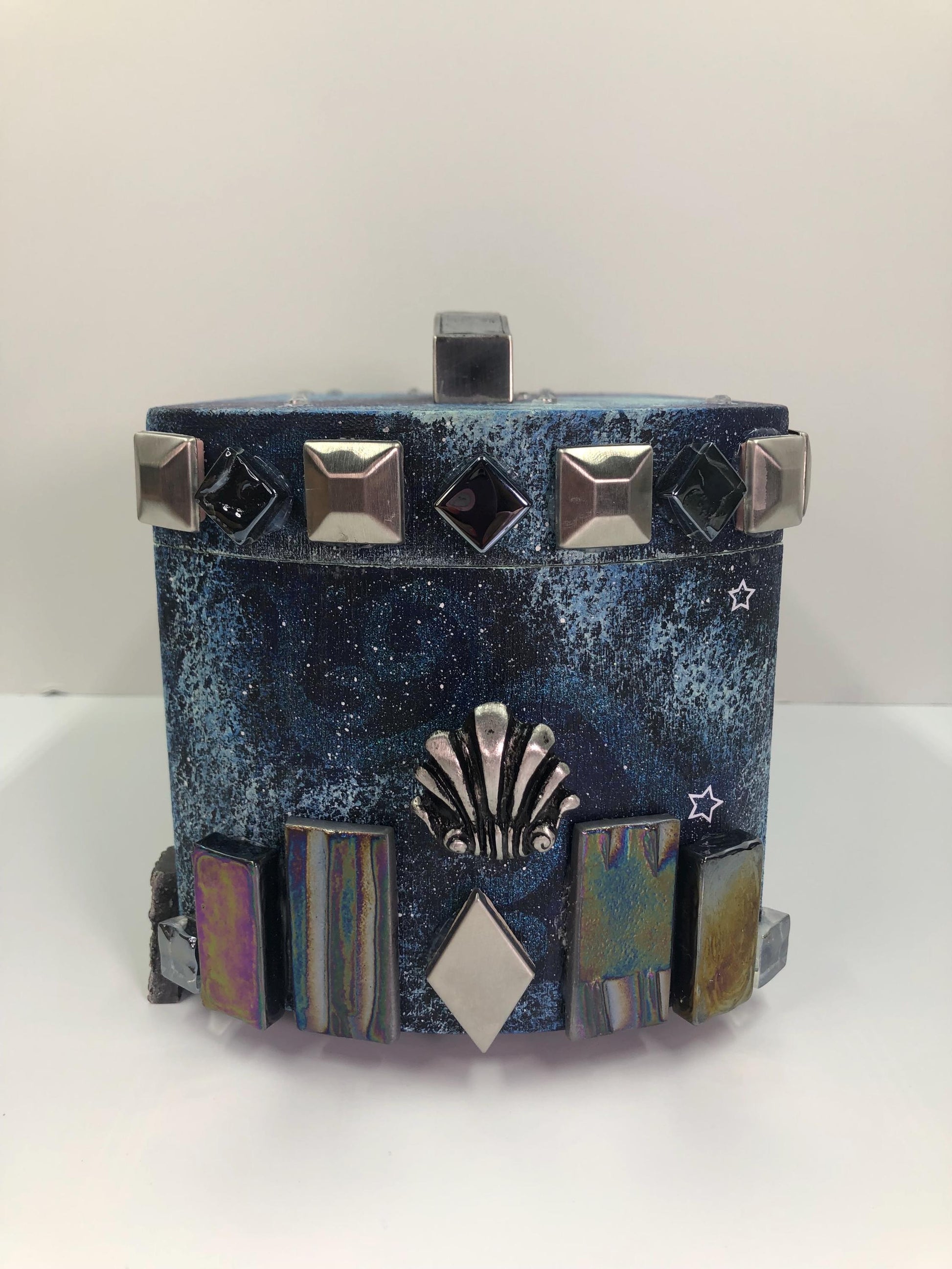 The Starkeeper’s Wish Box — Celestial Keepsake Chest, Manifestation, Ritual, Spiritual Keepsake, Astrology Gift