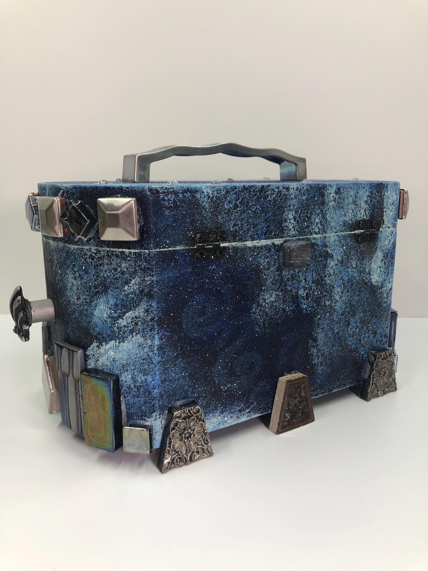 The Starkeeper’s Wish Box — Celestial Keepsake Chest, Manifestation, Ritual, Spiritual Keepsake, Astrology Gift